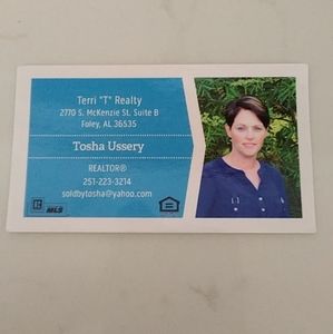 If u need a cleaning company or a relater call her she is the best in AL